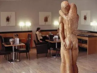 Amber Econtel Hotel Munich 3*,